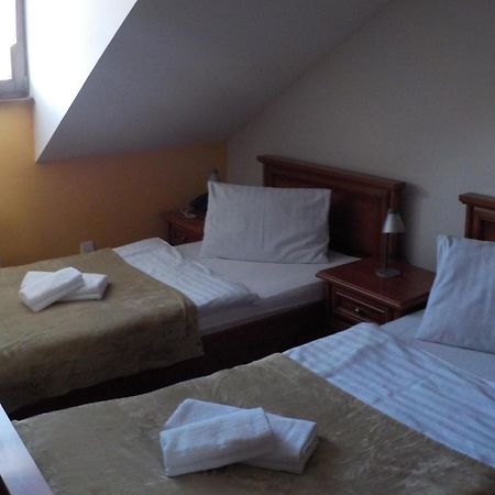 Hotel Krivan Kysucke Nove Mesto Luaran gambar