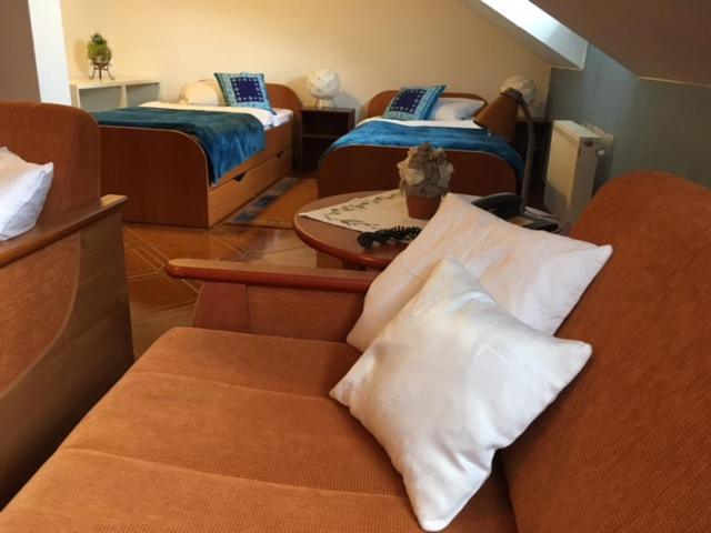 Hotel Krivan Kysucke Nove Mesto Luaran gambar